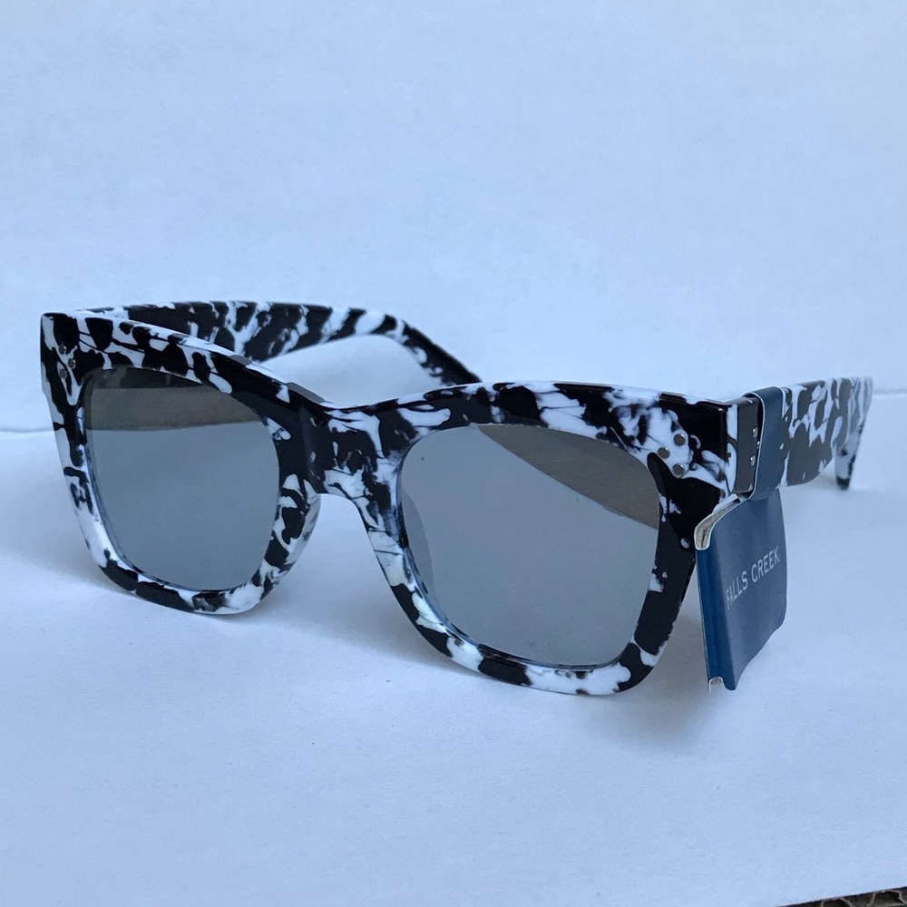 New Falls Creek Sunglasses Marble Mirror Cute